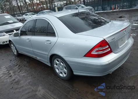 2006 Mercedes-Benz C 280 Luxury 4Matic z USA, uszkodzony, nr VIN WDBRF92H96F795003